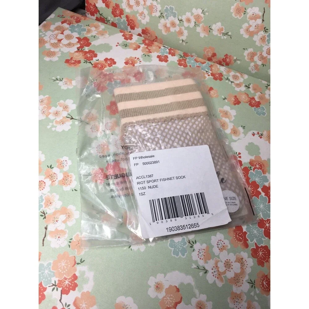 Free People OS Anklet Fishnet Nude Socks Three stripes New